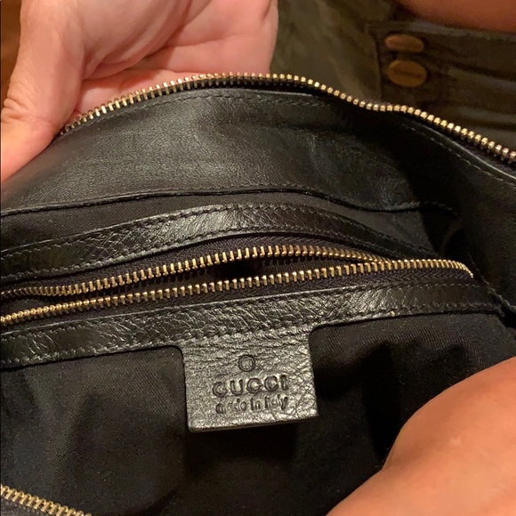 authentic black gucci hobo with dust bag - Picture 6 of 8